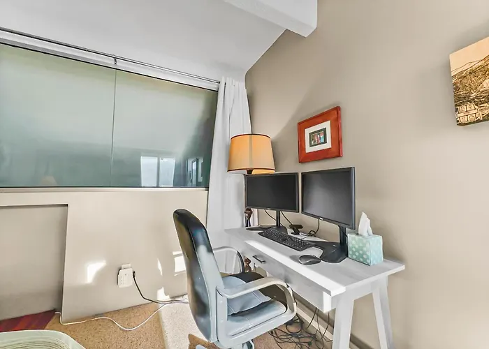 Wh405 Wheeler House Apartment *