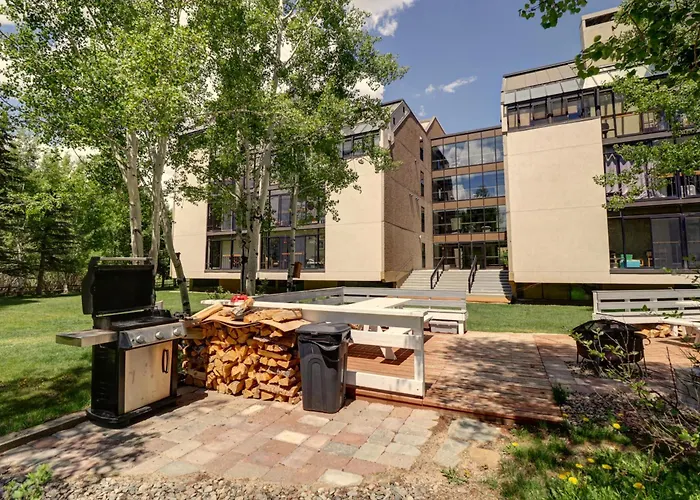 Apartment Wh405 Wheeler House